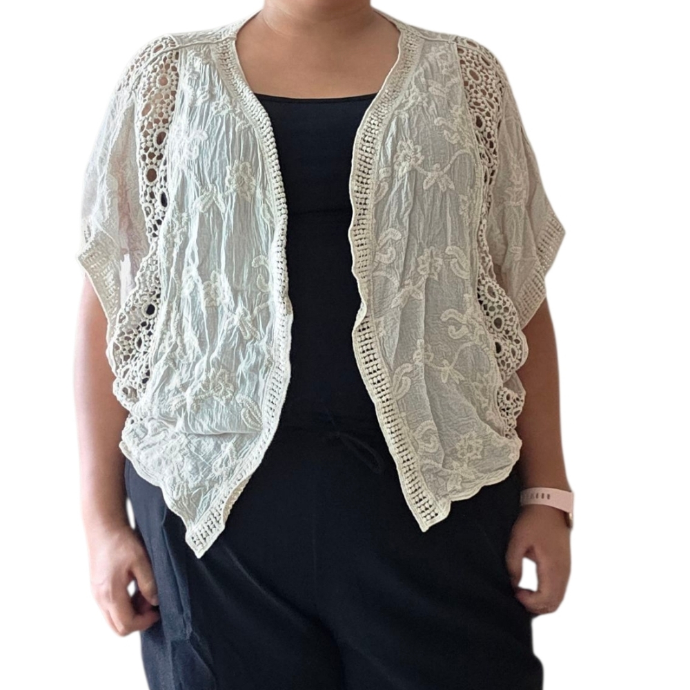 Vince Camuto Cream Kimono Short Boho 100% Cotton Crochet Detail O/S